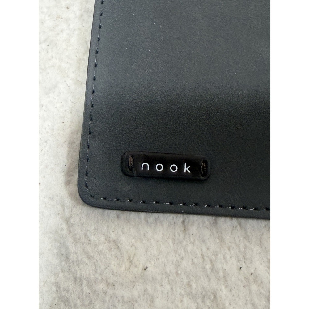Barnes & Noble Nook HD BNTV400 8GB Tablet eReader With Charger Working Bundle - Picture 10 of 16